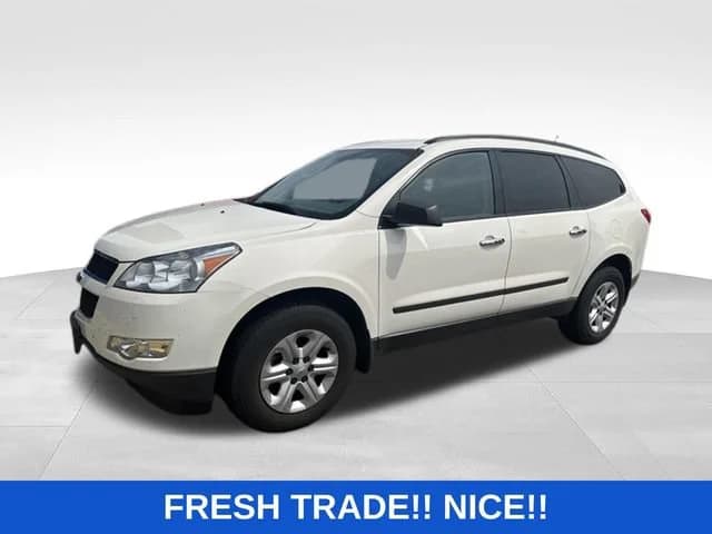 2011 Chevrolet Traverse LS — photo 1 of 5