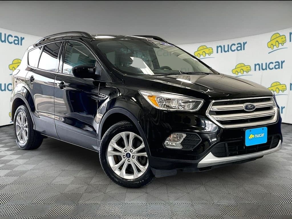 2018 Ford Escape SE — photo 1 of 37