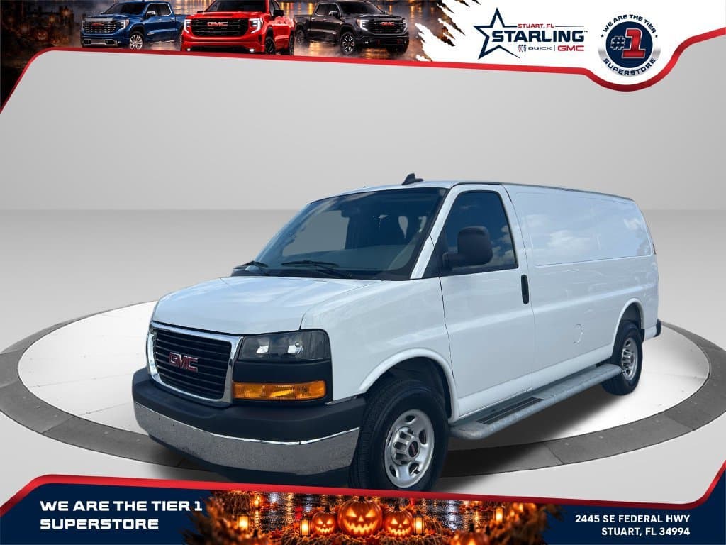 2025 GMC Savana Cargo Van Base — photo 1 of 20