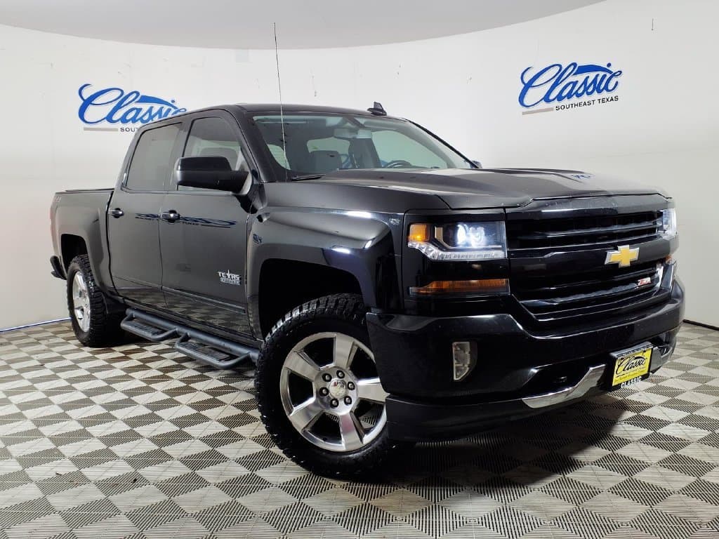 2018 Chevrolet Silverado 1500 LT — photo 1 of 25