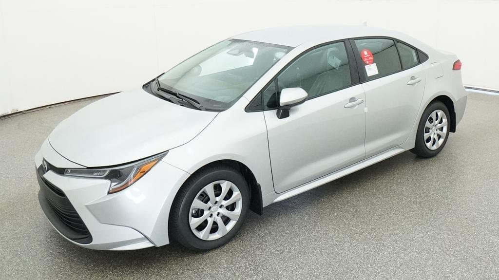2027 Toyota Corolla LE — photo 1 of 30