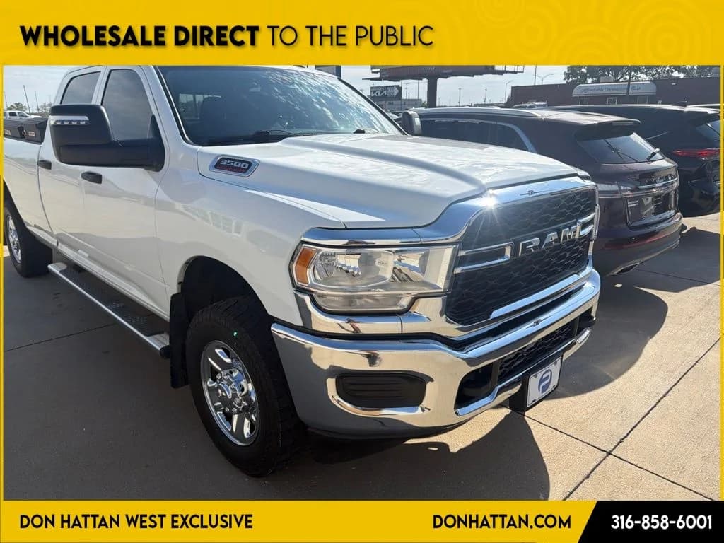 2024 RAM 3500 Tradesman — photo 1 of 2