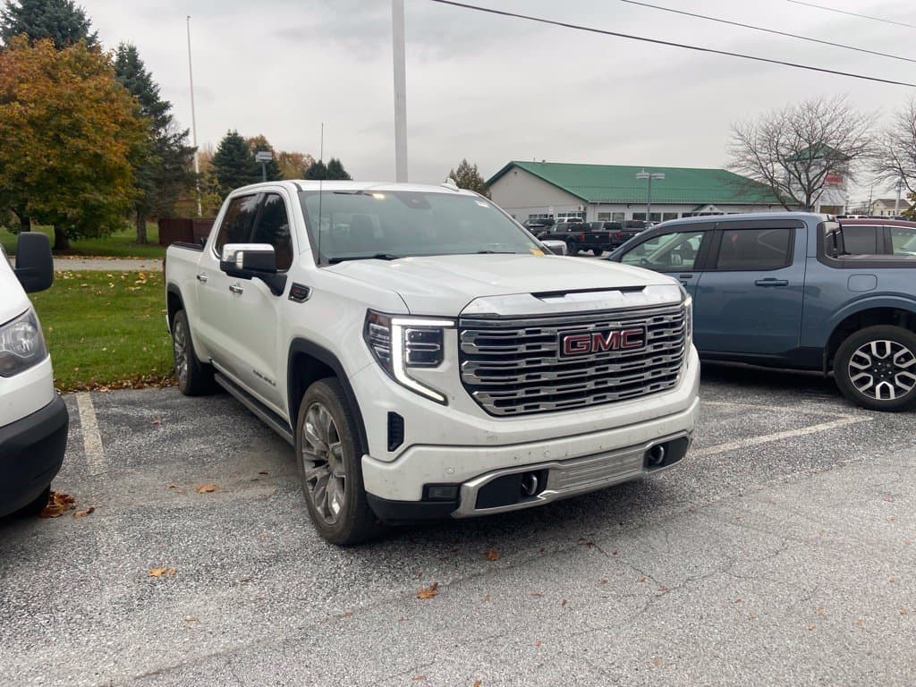 2023 GMC Sierra 1500 Denali — photo 1 of 5