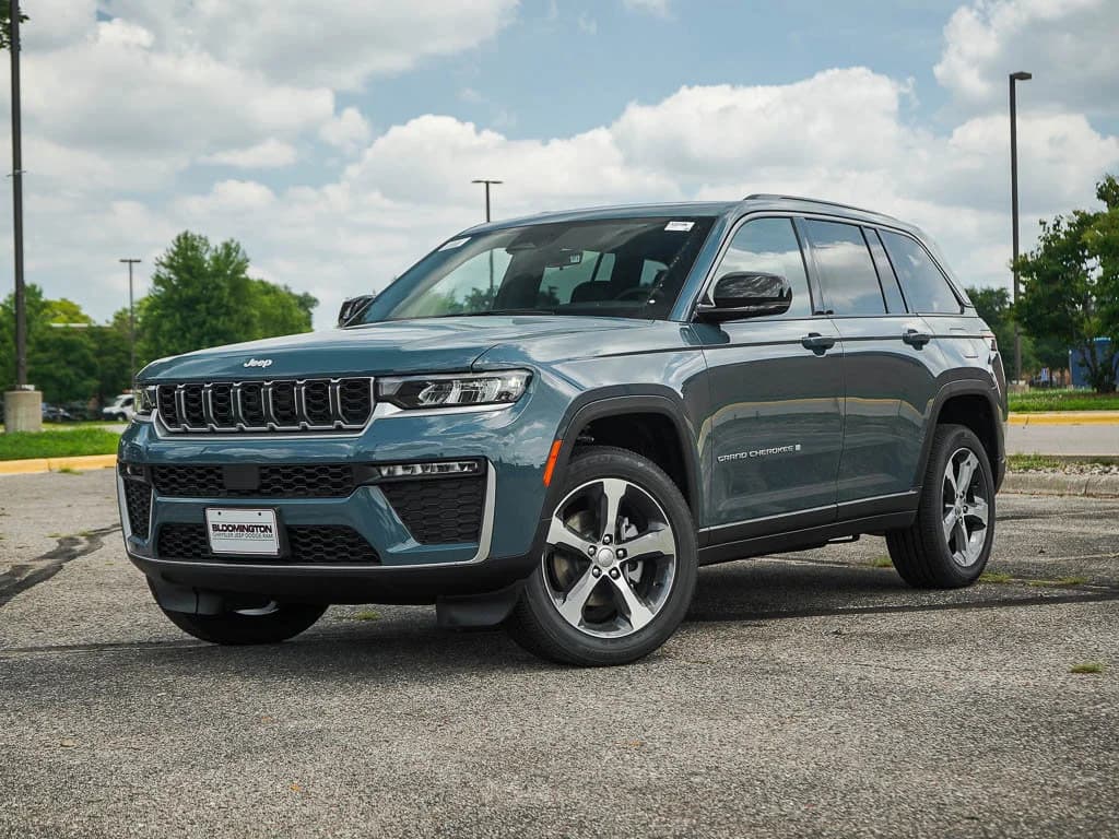 2026 Jeep Grand Cherokee Limited — photo 1 of 26