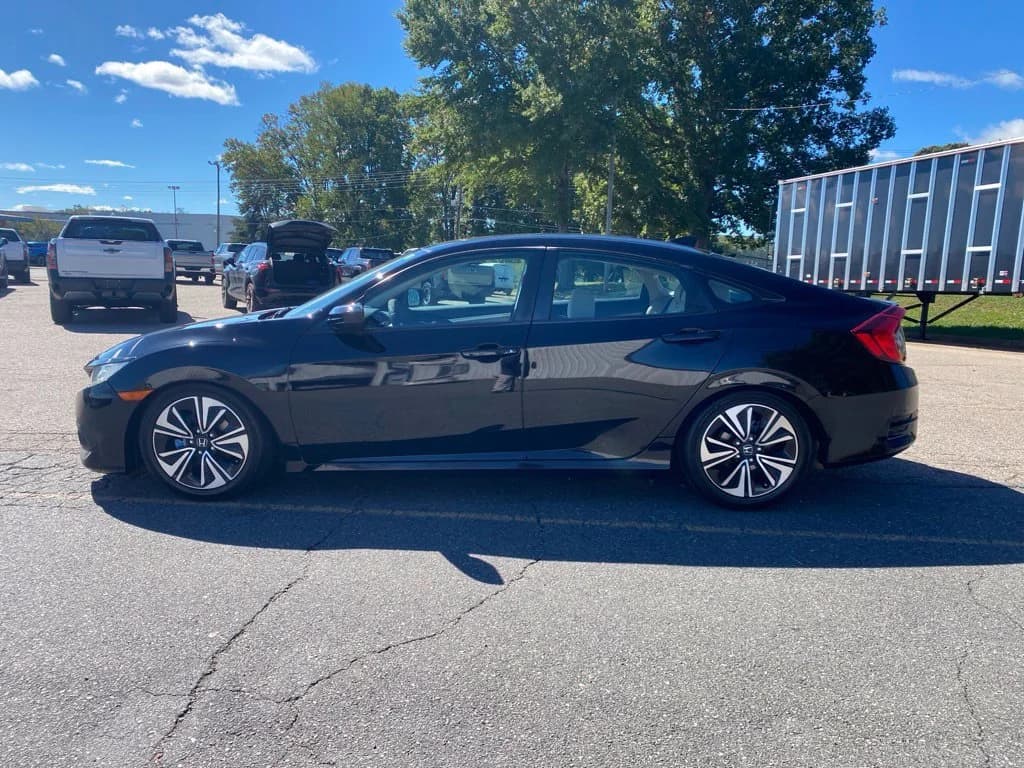 2016 Honda Civic Sedan EX-T — photo 1 of 35