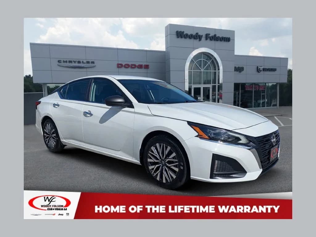 2025 Nissan Altima Base — photo 1 of 27