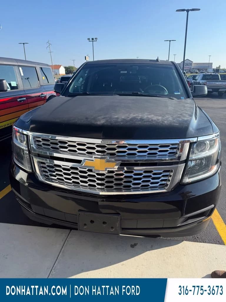 2015 Chevrolet Suburban LT — photo 1 of 6