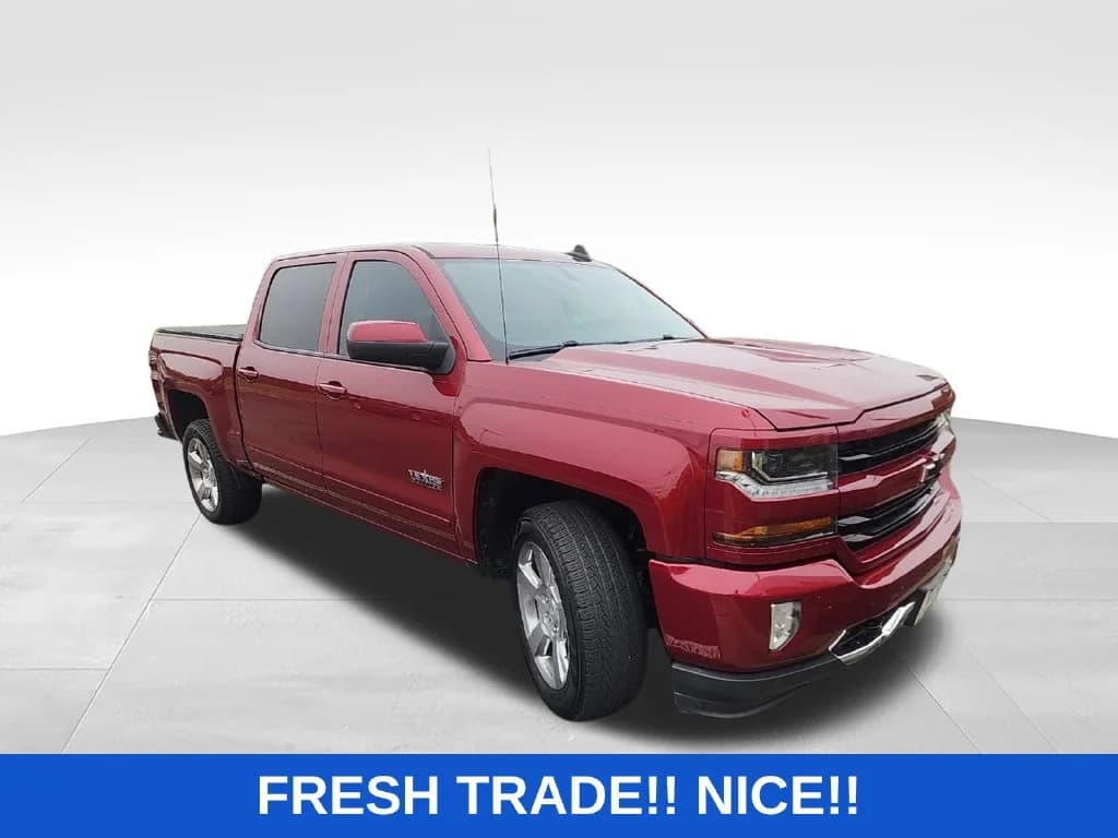 2018 Chevrolet Silverado 1500 LT — photo 1 of 4