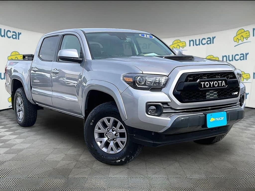 2018 Toyota Tacoma SR5 — photo 1 of 36
