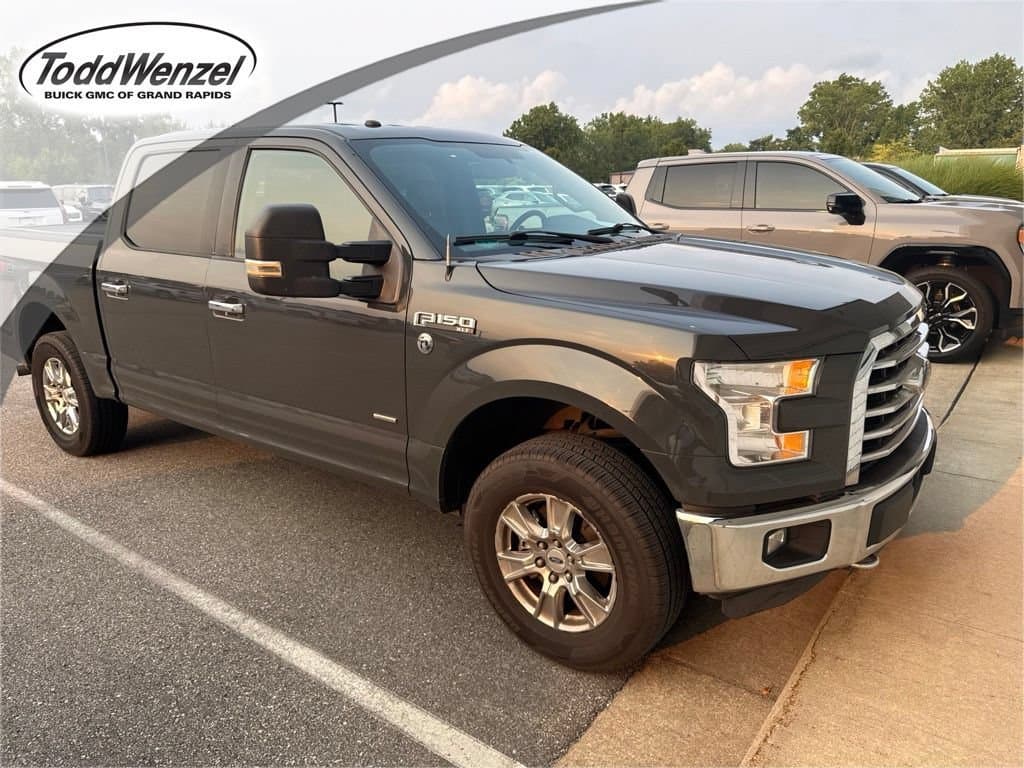 2017 Ford F-150 XL — photo 1 of 16