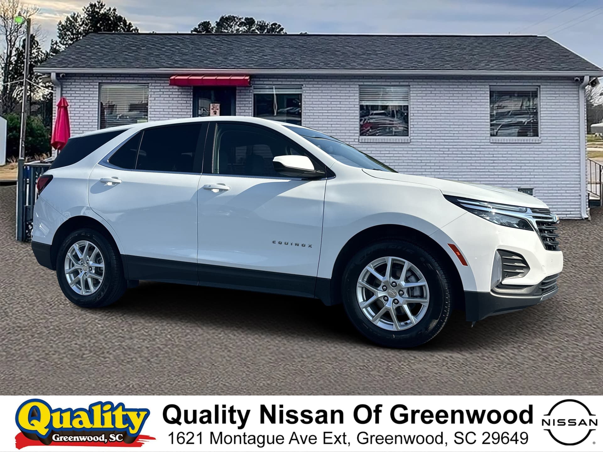 2024 Chevrolet Equinox LT — photo 1 of 29