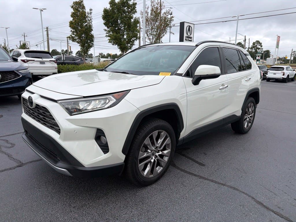 2021 Toyota RAV4 Limited — photo 1 of 8