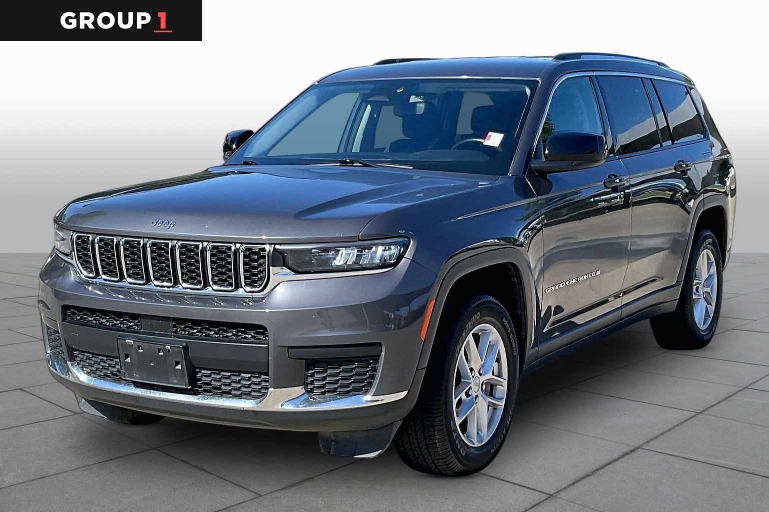 2021 Jeep Grand Cherokee L Laredo — photo 1 of 34