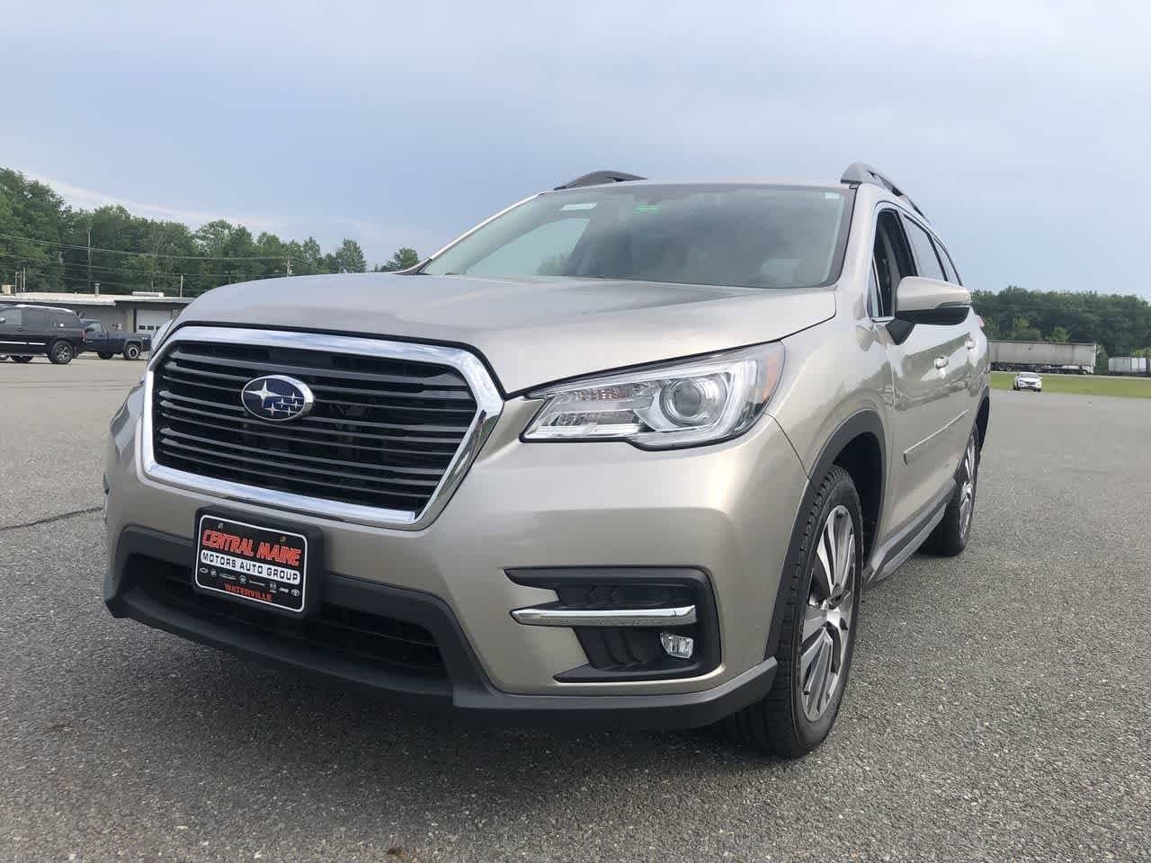 2020 Subaru Ascent Limited — photo 1 of 24