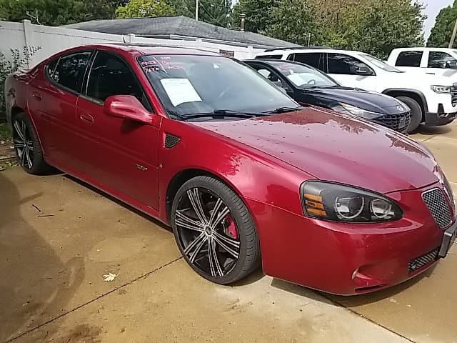 2008 Pontiac Grand Prix GXP — photo 1 of 30