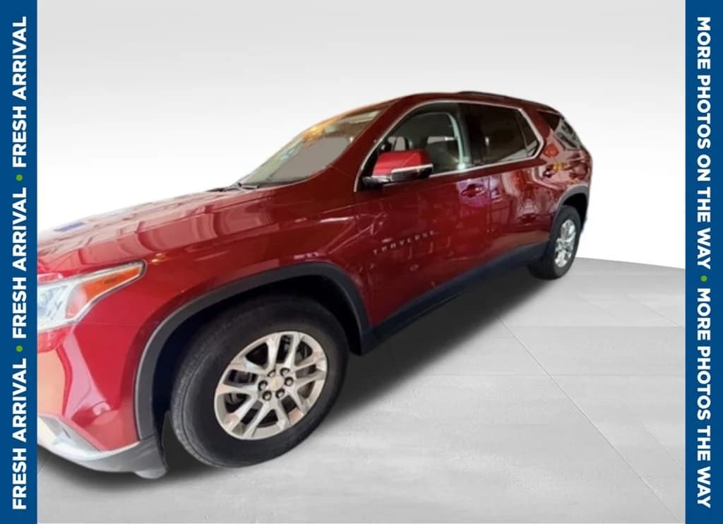 2019 Chevrolet Traverse Base — photo 1 of 7
