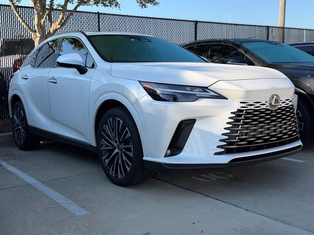 2026 Lexus RX Base — photo 1 of 4