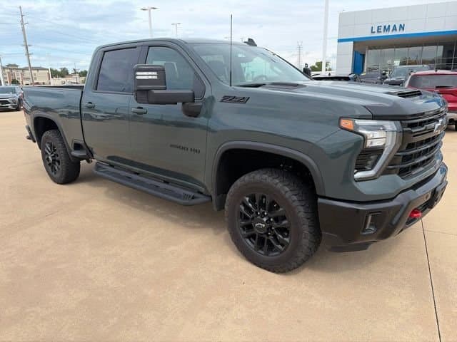 2025 Chevrolet Silverado 2500 HD LTZ — photo 1 of 20