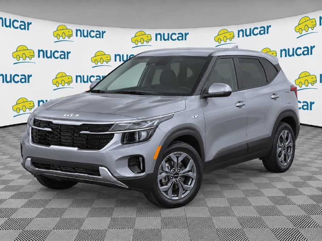 2024 Kia Seltos LX — photo 1 of 17