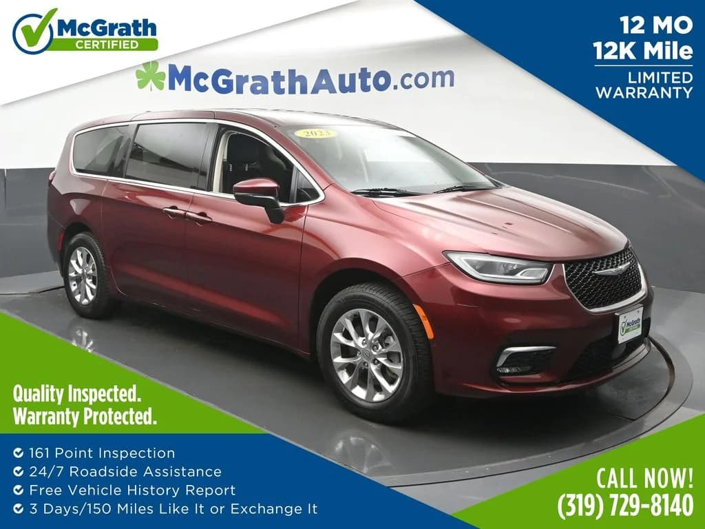 2023 Chrysler Pacifica Touring L — photo 1 of 27