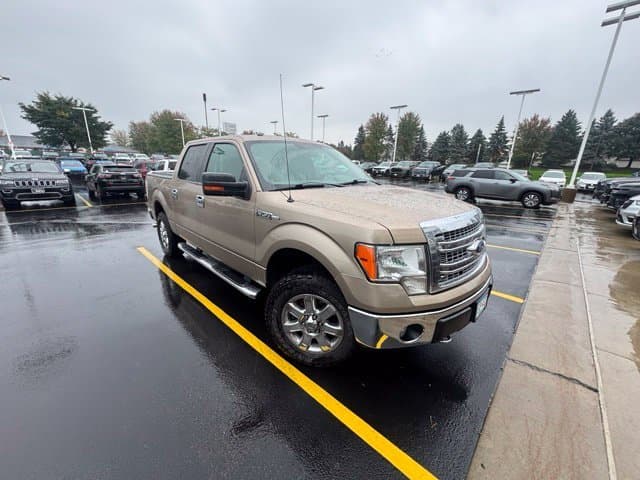 2013 Ford F-150 XLT — photo 1 of 9