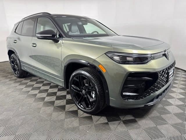 2026 Volkswagen Tiguan 2.0T SE R-Line Black — photo 1 of 21