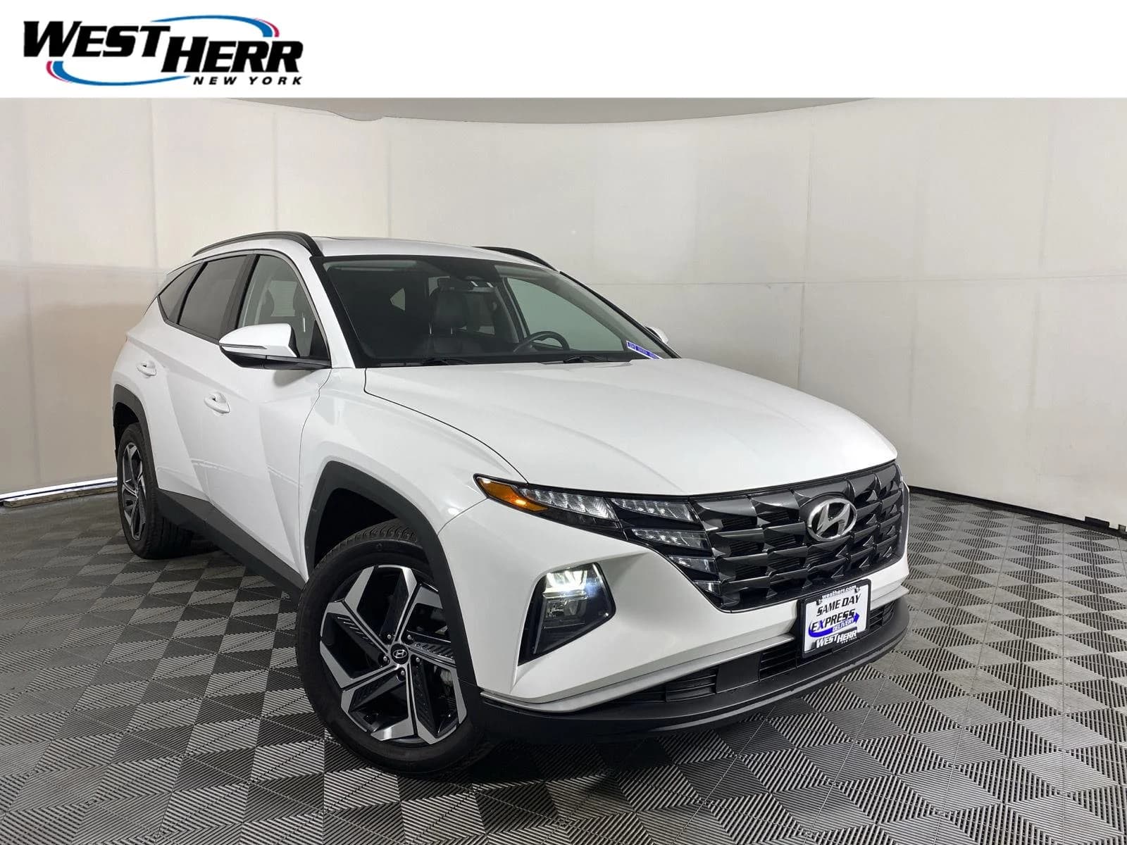 2023 Hyundai Tucson SEL — photo 1 of 28