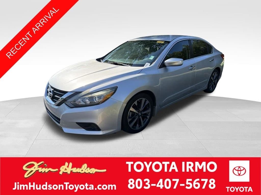 2016 Nissan Altima 2.5 SR — photo 1 of 4