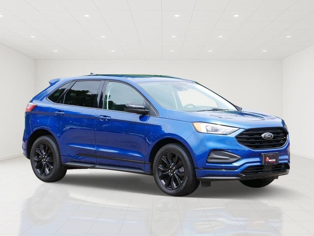 2024 Ford Edge SE — photo 1 of 28