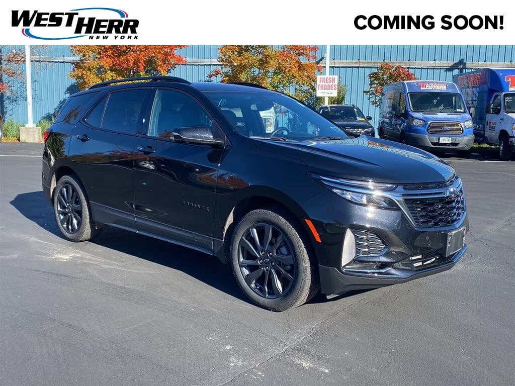 2022 Chevrolet Equinox RS — photo 1 of 21