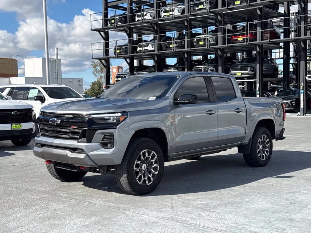 2023 Chevrolet Colorado 4WD Z71 — photo 1 of 12