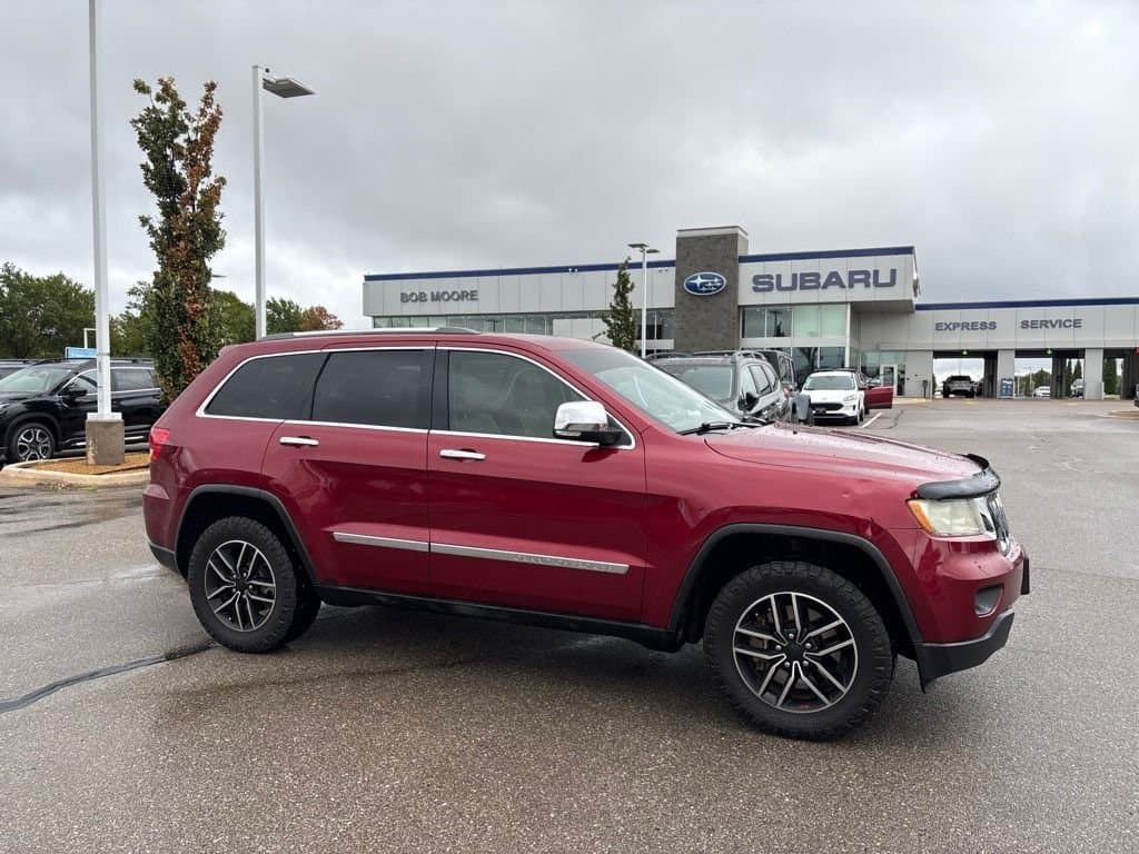 2012 Jeep Grand Cherokee Overland — photo 1 of 5