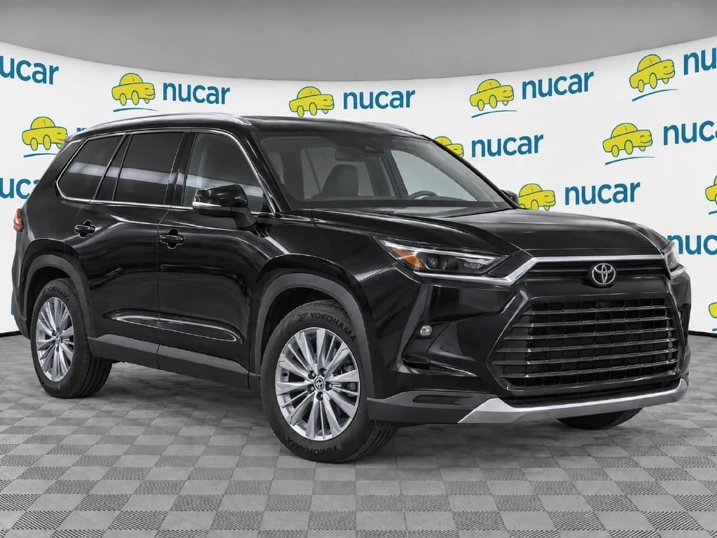 2024 Toyota Grand Highlander Platinum — photo 1 of 17