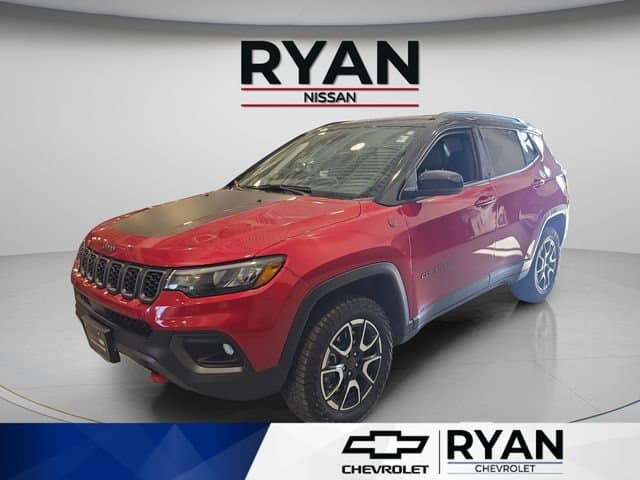 2025 Jeep Compass Trailhawk — photo 1 of 35