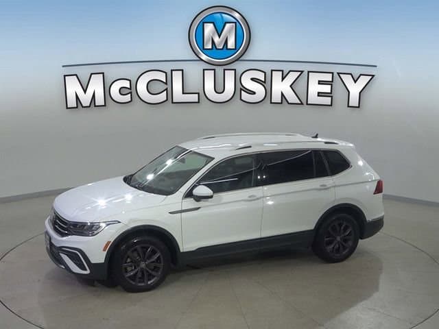 2022 Volkswagen Tiguan SE — photo 1 of 41