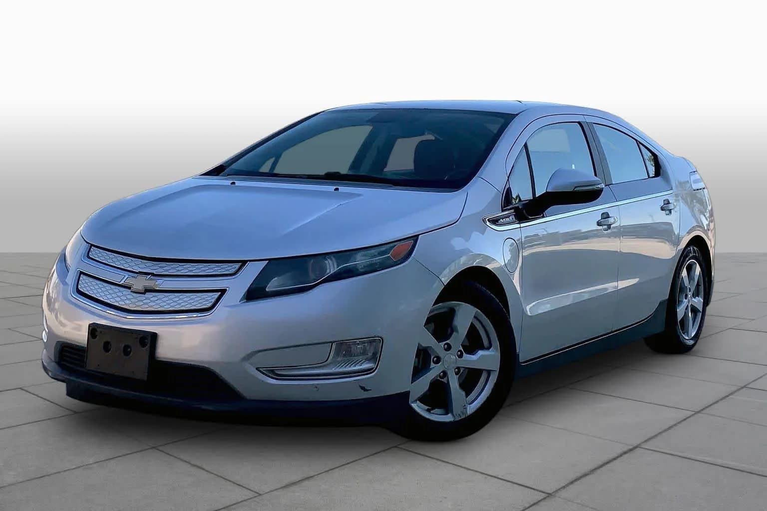 2014 Chevrolet Volt Base — photo 1 of 32