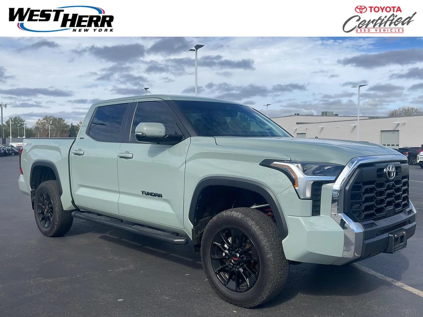 2024 Toyota Tundra 4WD SR5 — photo 1 of 42