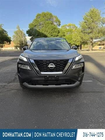 2023 Nissan Rogue SV — photo 1 of 11