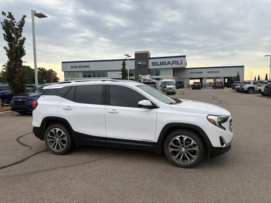 2020 GMC Terrain SLT — photo 1 of 7