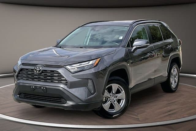 2024 Toyota RAV4 XLE — photo 1 of 32