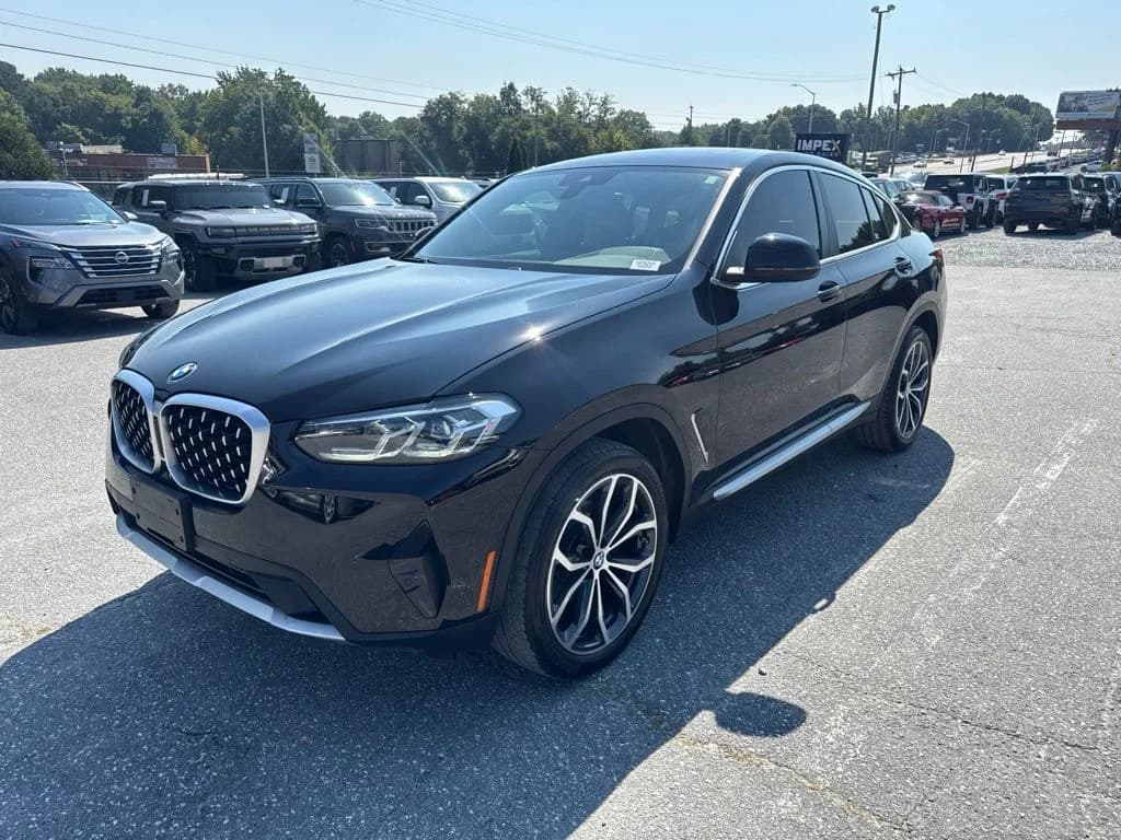2023 BMW X4 xDrive30i — photo 1 of 30