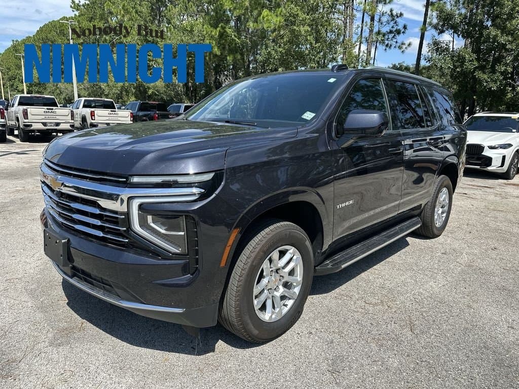 2025 Chevrolet Tahoe LT — photo 1 of 4