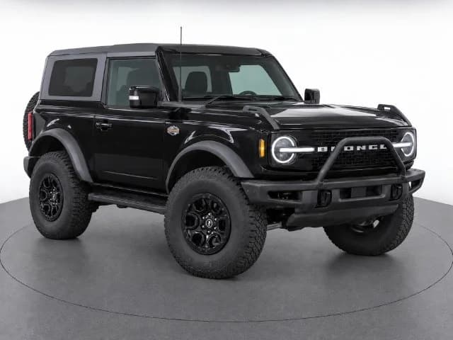 2021 Ford Bronco Base — photo 1 of 8
