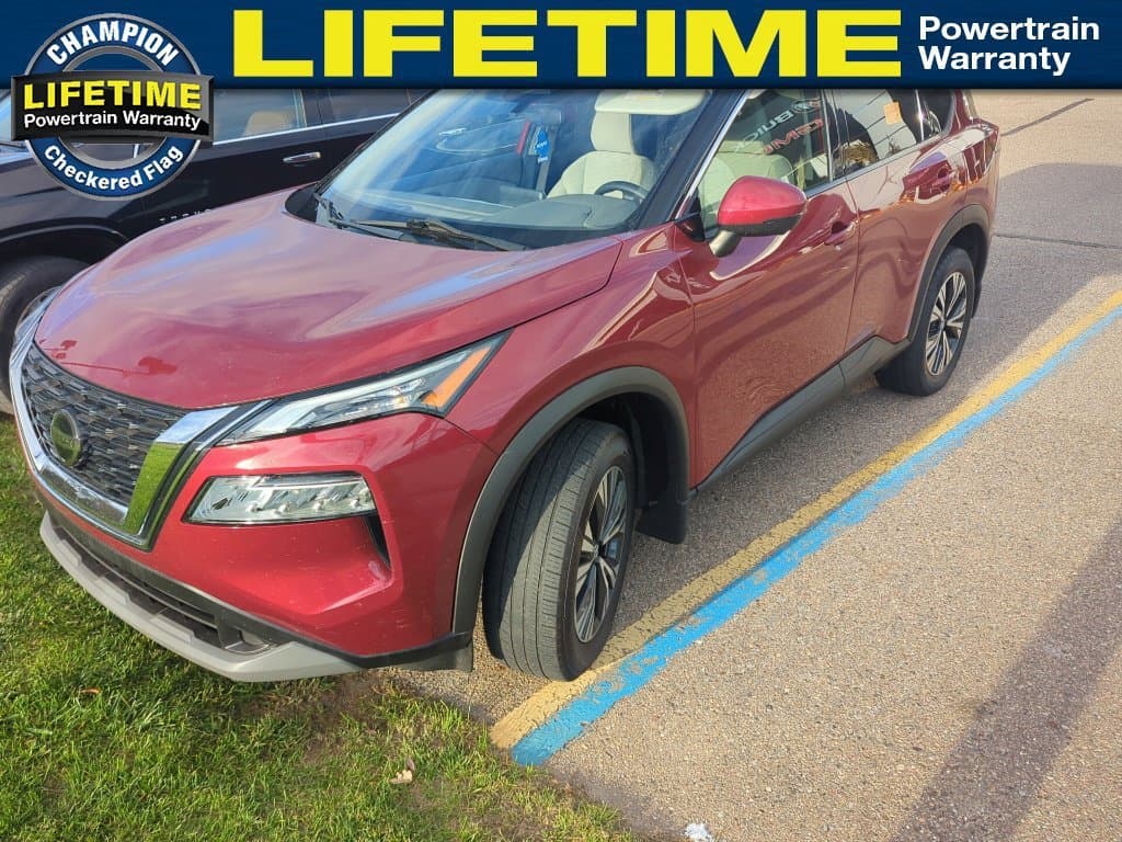2021 Nissan Rogue SV — photo 1 of 6