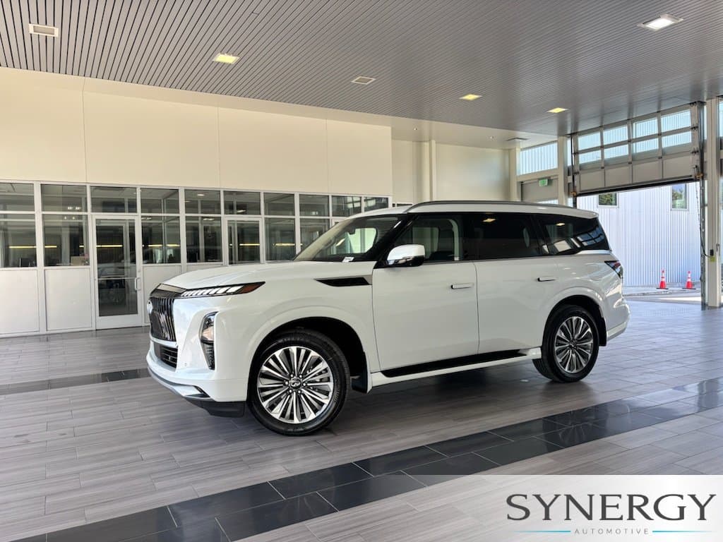 2027 INFINITI QX80 LUXE — photo 1 of 29