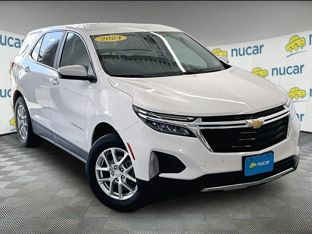 2024 Chevrolet Equinox LT — photo 1 of 34