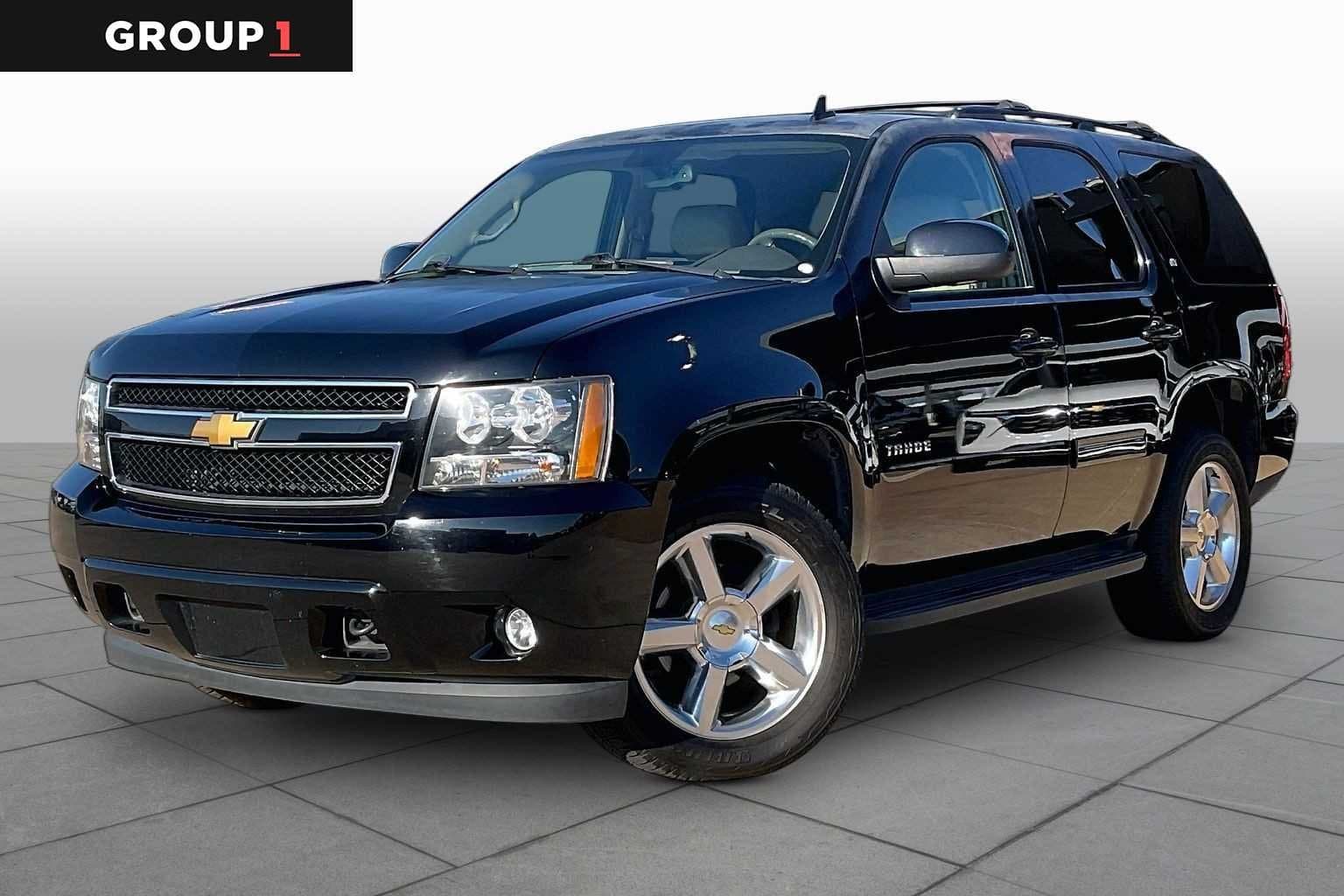 2013 Chevrolet Tahoe LT — photo 1 of 32