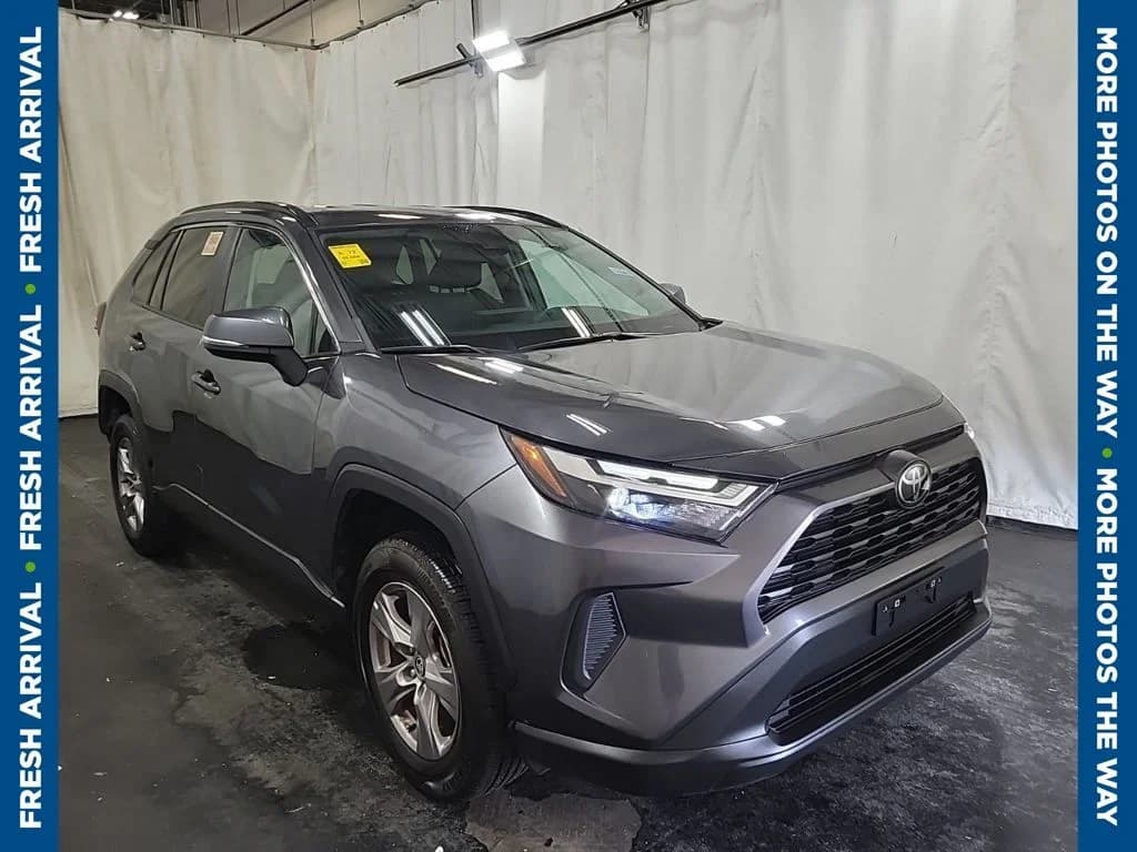 2024 Toyota RAV4 XLE — photo 1 of 10