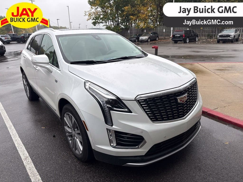 2024 Cadillac XT5 Base — photo 1 of 5