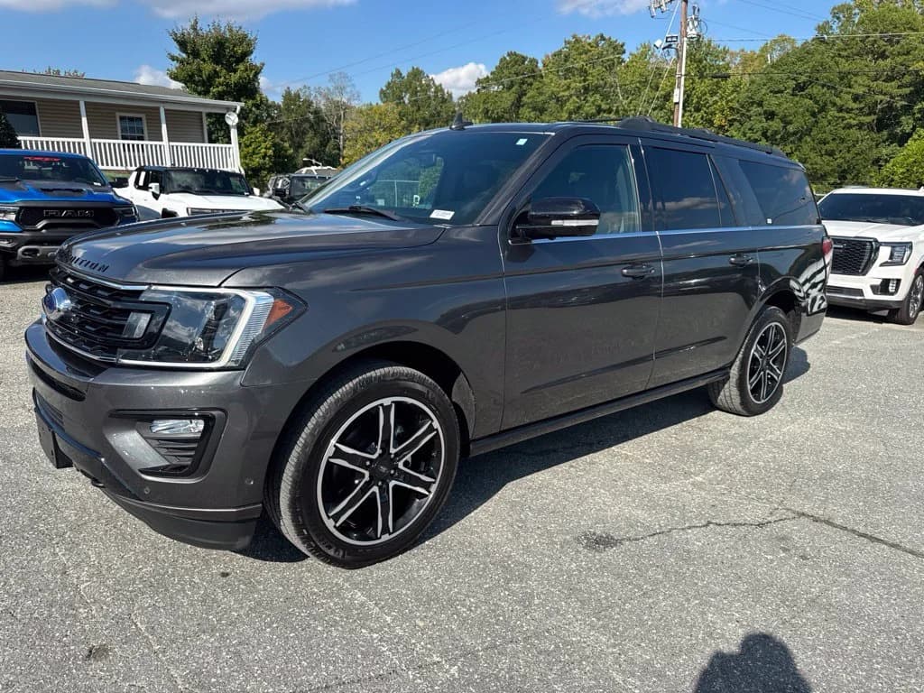 2020 Ford Expedition Max Limited — photo 1 of 36